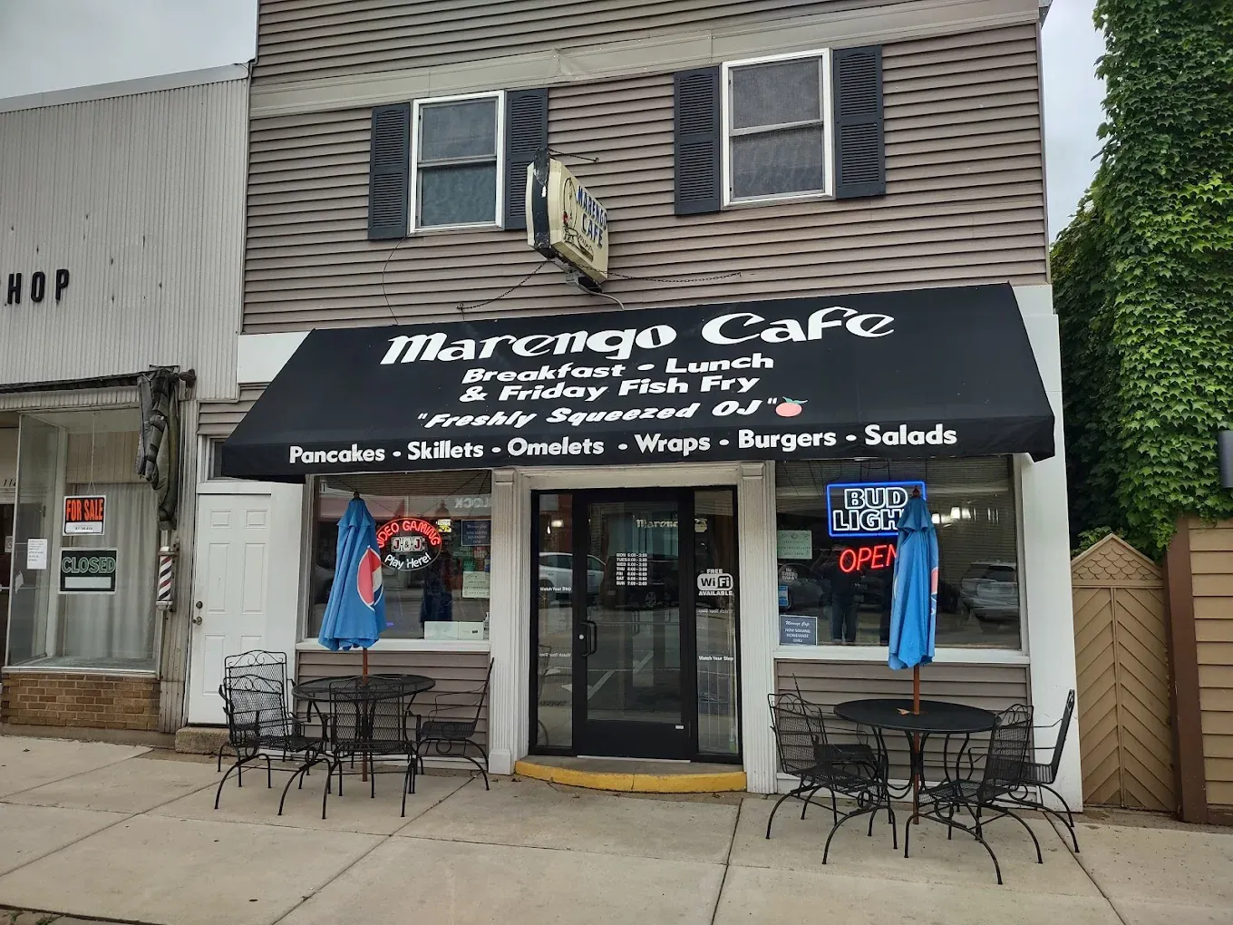 The front entrance of Marengo Cafe