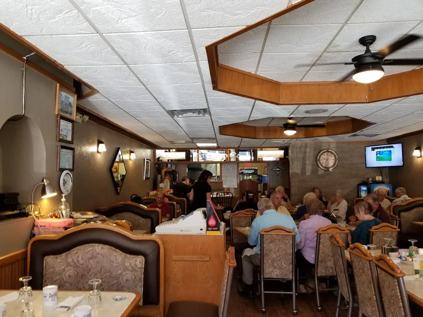 Why Family Cafes Still Matter